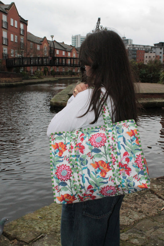 Quilted Flower Print Tote Bag – Stylish, Spacious & Durable