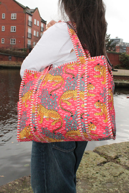 Quilted Red Jungle Print Tote Bag – Stylish, Spacious & Durable